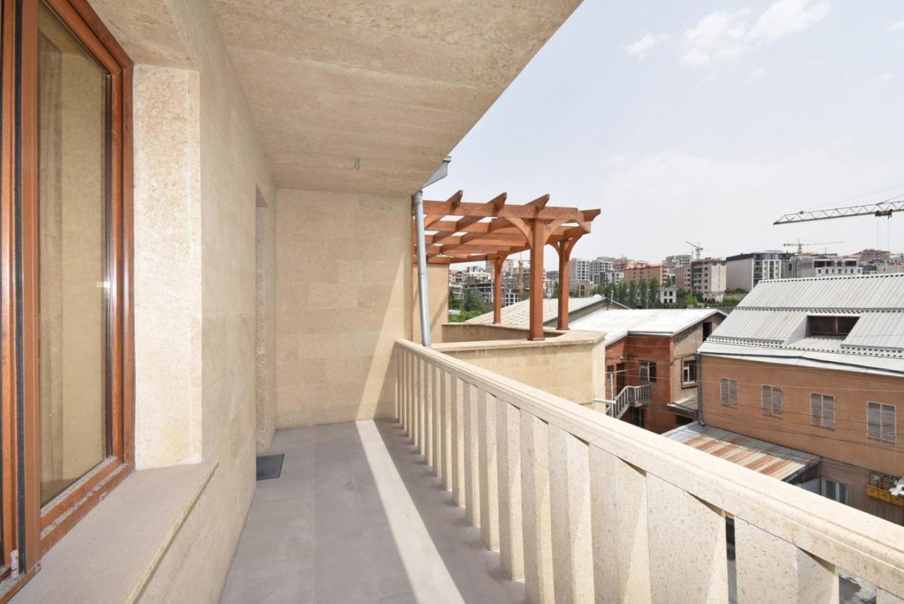 Homestay At City Center Erevan Exterior foto
